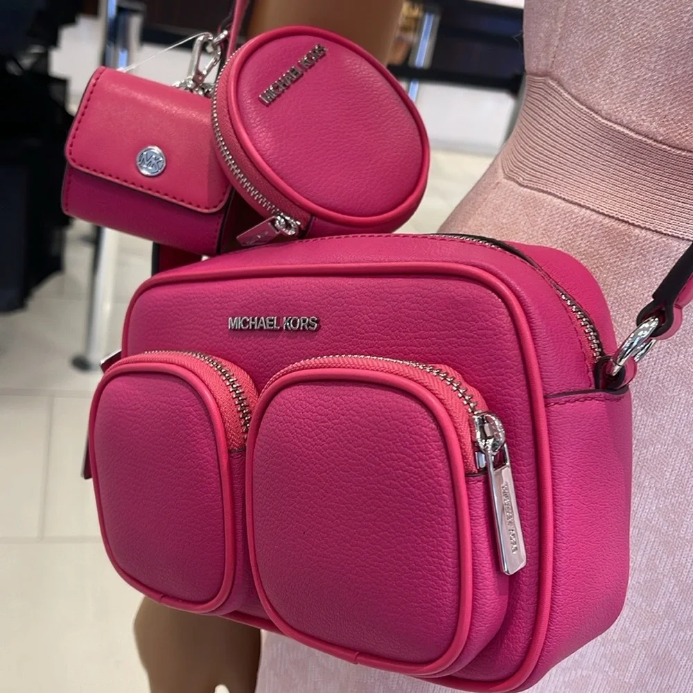 Michael Kors Jet Set Leather Md Crossbody Bag Case Apple AirPods Pro
Dragonfruit - Picture 14 of 16